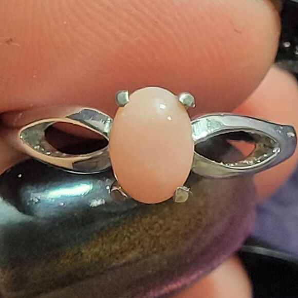 Oregon Peach Opal Solitare Ring Size 6 - Picture 2 of 13